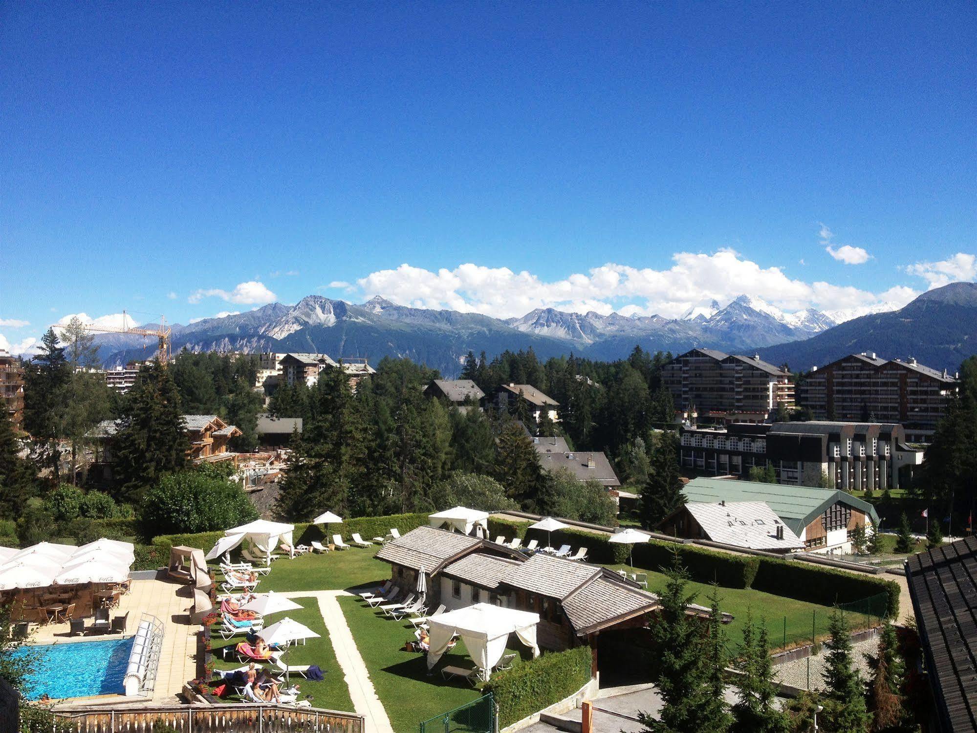 Hostellerie Du Pas De L'Ours "Relais Et Chateaux" Crans-Montana Bagian luar foto