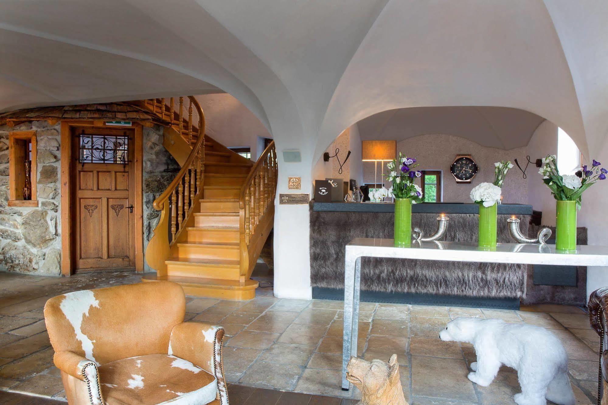 Hostellerie Du Pas De L'Ours "Relais Et Chateaux" Crans-Montana Bagian luar foto